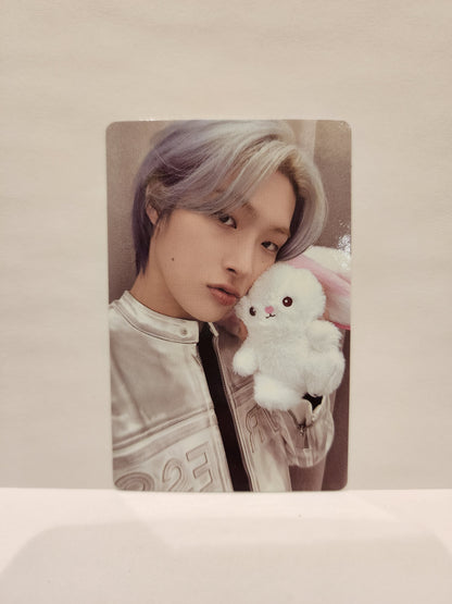 Mingi Toktoq 1.3 Strawberry Bunny ver. POB Poca ATEEZ
