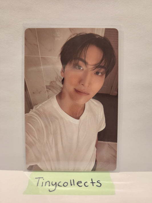 Seonghwa A ver. Z album incl. Golden Hour part 4 ATEEZ