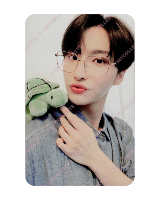 Seonghwa Stay Home 2021 HBD Merch incl. ver. A ATEEZ