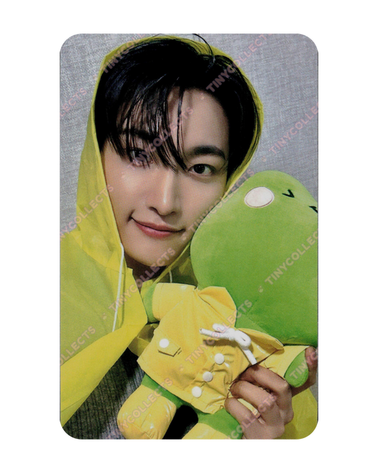 Seonghwa Jump Up Lucky Draw 1.0 Jump Up Raincoat ver. Golden Hour part 4 ATEEZ