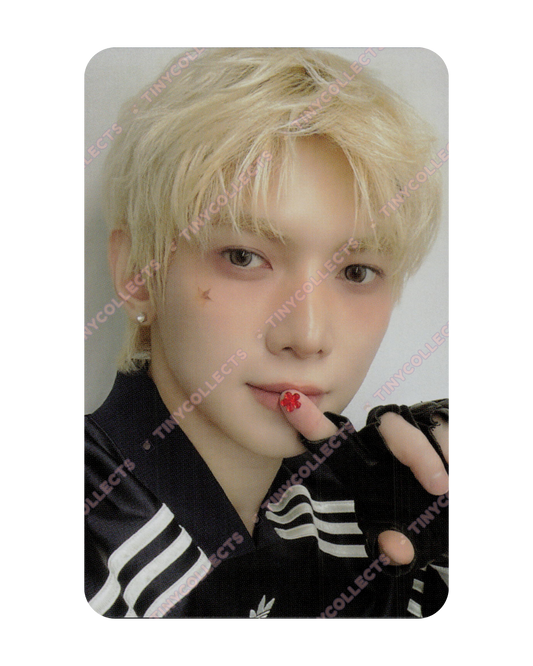 Yeosang Deco Micro Sticker incl. Merch Aniteez in Color ATEEZ
