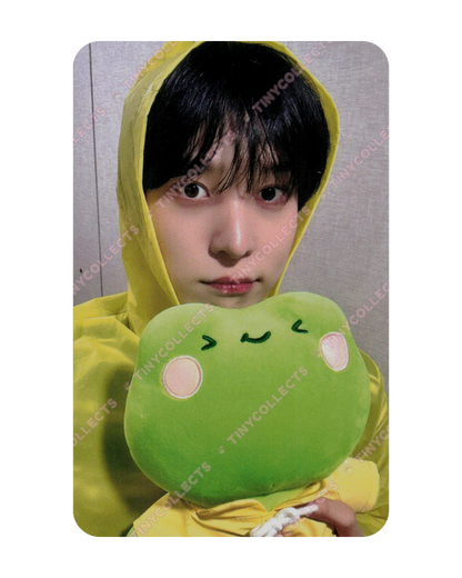 Yunho Jump Up Lucky Draw 1.0 Jump Up Raincoat ver. Golden Hour part 4 ATEEZ