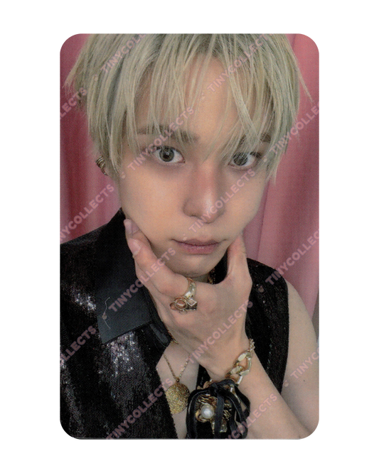 Yunho JJMuze 1.0 Cheek Squish ver. Fansign Benefit Golden Hour part 5 ATEEZ