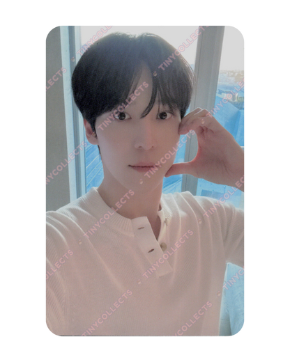Yunho Z ver. A album incl. Golden Hour part 4 ATEEZ