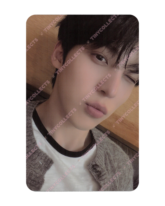 Yunho Z ver. Z album incl. Golden Hour part 4 ATEEZ