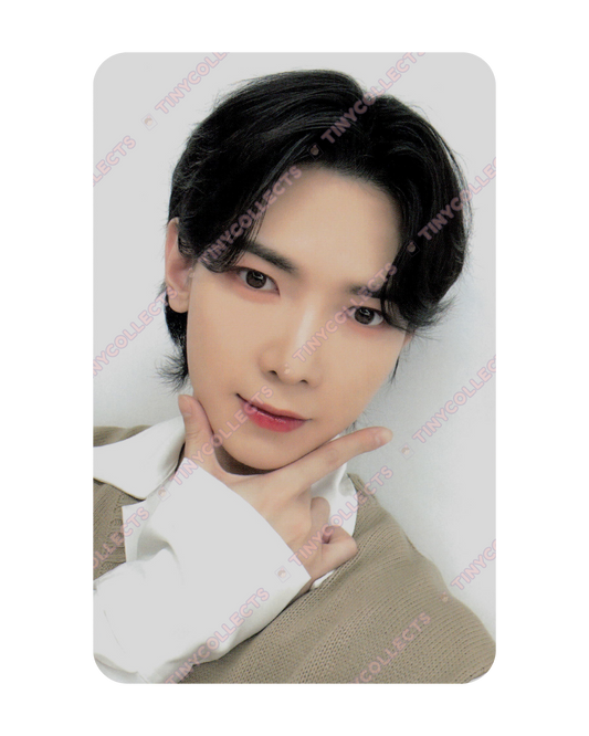 Yeosang Kaura World Valenteez 2023 collab ATEEZ