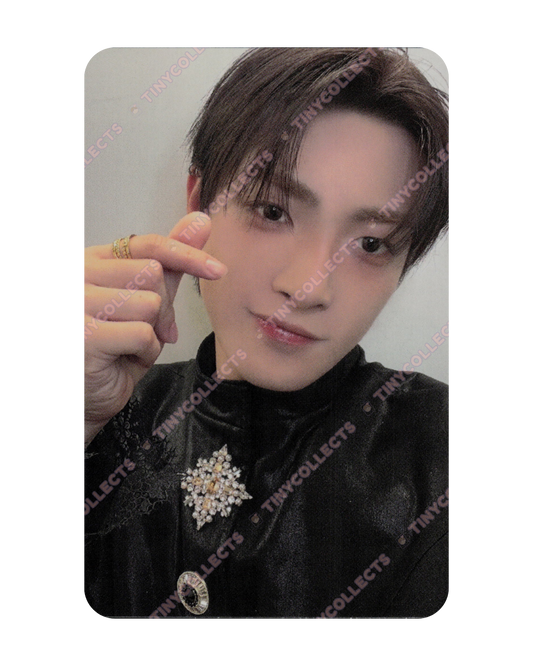 Hongjoong Mighteez Wonder Room Trading Card ver. 1 ATEEZ