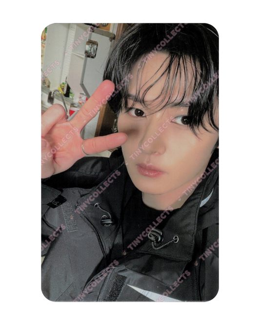 Lee Know album incl. Compact pc ver. KARMA Stray Kids
