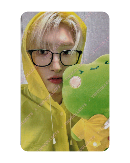 Mingi Jump Up Lucky Draw 1.0 Jump Up Raincoat ver. Golden Hour part 4 ATEEZ