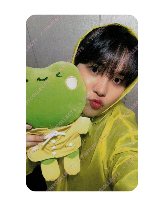 Jongho Jump Up Lucky Draw 1.0 Jump Up Raincoat ver. Golden Hour part 4 ATEEZ