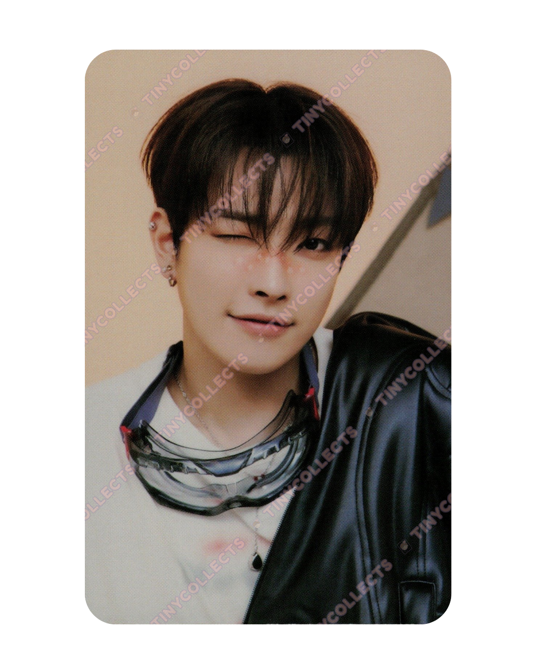 Hongjoong trading card 4 Aniteez in Treasure ATEEZ