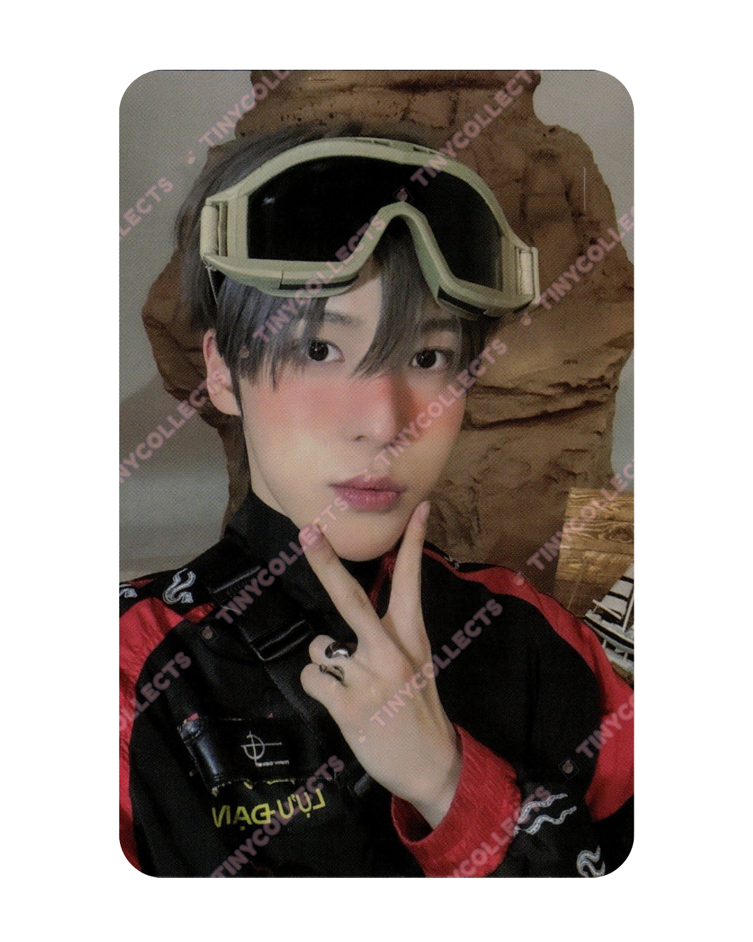 Yunho trading card 1 Aniteez in Treasure ATEEZ