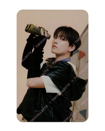 Hongjoong trading card 5 Aniteez in Treasure ATEEZ