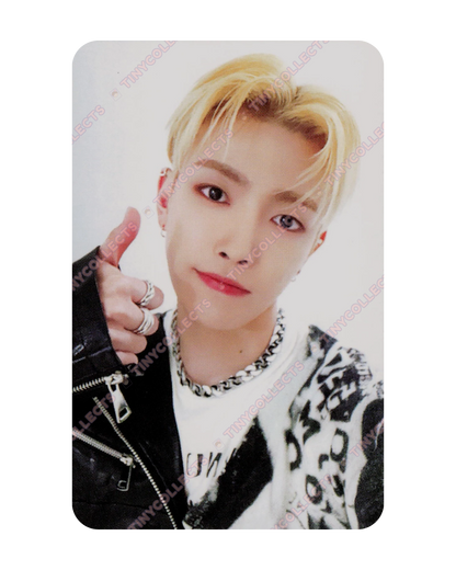 Hongjoong Collect Book incl. Aniteez in Ice City ATEEZ