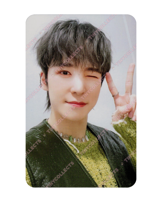 Yunho Collect Book incl. Aniteez in Ice City ATEEZ