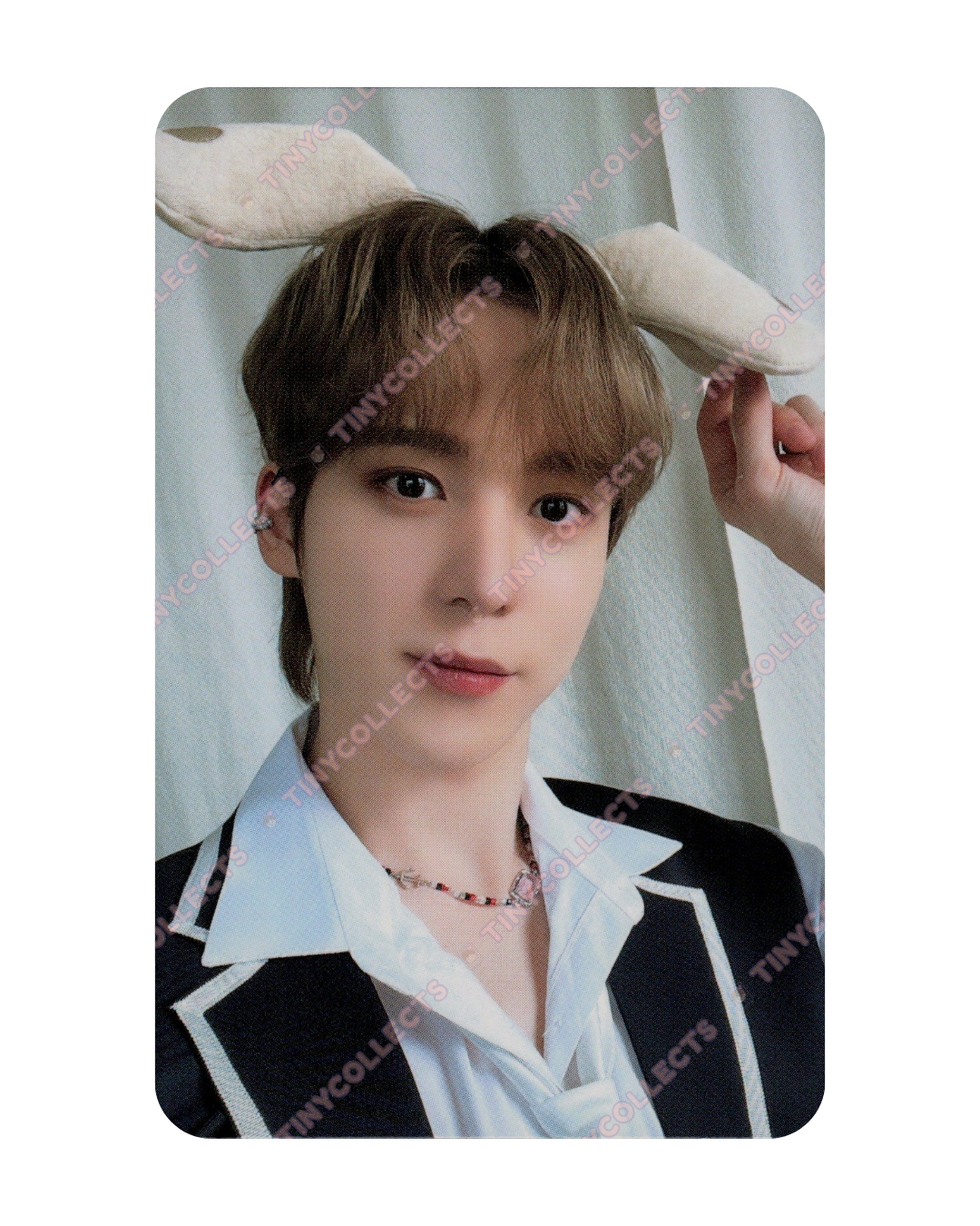 Yunho trading card 1 Aniteez in Illusion ATEEZ