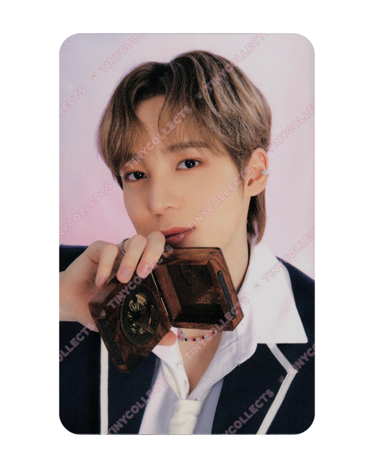Yunho trading card 5 Aniteez in Illusion ATEEZ