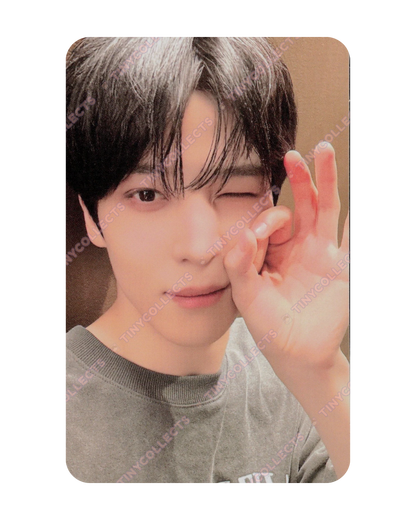 Yunho Trading Card 2 set A 8ROOM 7th Anniversary ATEEZ