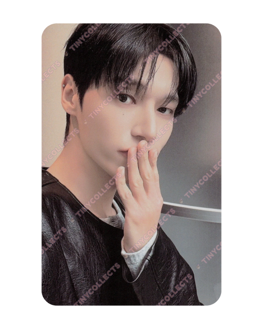 Wooyoung Trading Card 5 set A 8ROOM 7th Anniversary ATEEZ