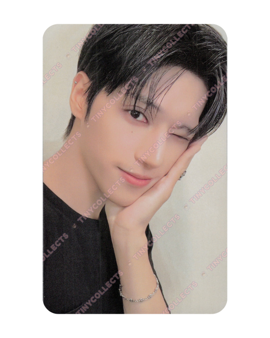 Wooyoung Trading Card 4 set B 8ROOM 7th Anniversary ATEEZ