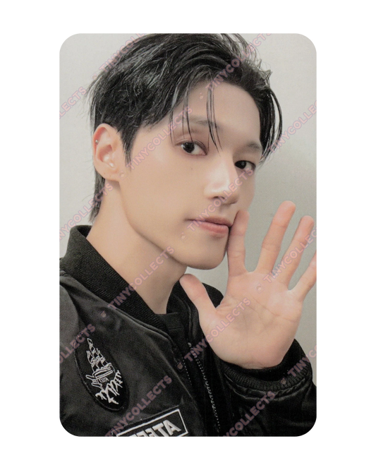 Wooyoung Trading Card 1 set B 8ROOM 7th Anniversary ATEEZ