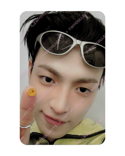 Hongjoong Deco Micro Sticker incl. Merch Aniteez in Color ATEEZ